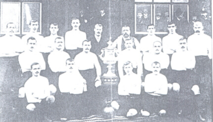 Hunslet 1905 with
Yorkshire Cup